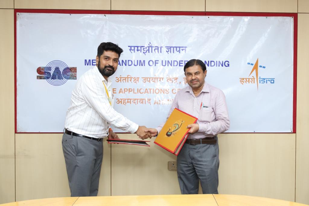 SAC, ISRO signs MoU with Nav Wireless Technologies for Optical Wireless Communication - LiFi 